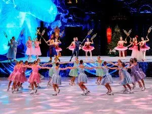 Ледовое шоу с балетом "Щелкунчик"